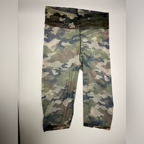 NWOT ⚜️🪖⚜️ Laina Rauma camo mesh see through biker shorts - Picture 5 of 12